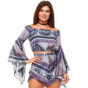 L'Atiste Two Piece Set Small Blue Paisley Bell Sleeve Crop Top Ruffle Shorts